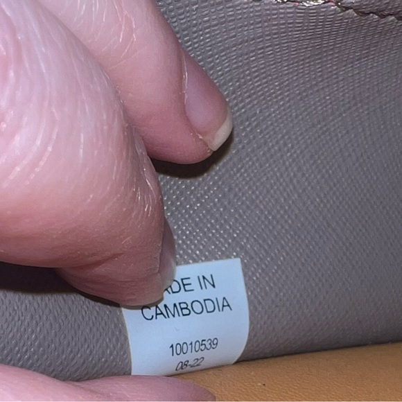 **SOLD** Tory Burch Red Perry Mini Tote Crossbody - Picture 10 of 14